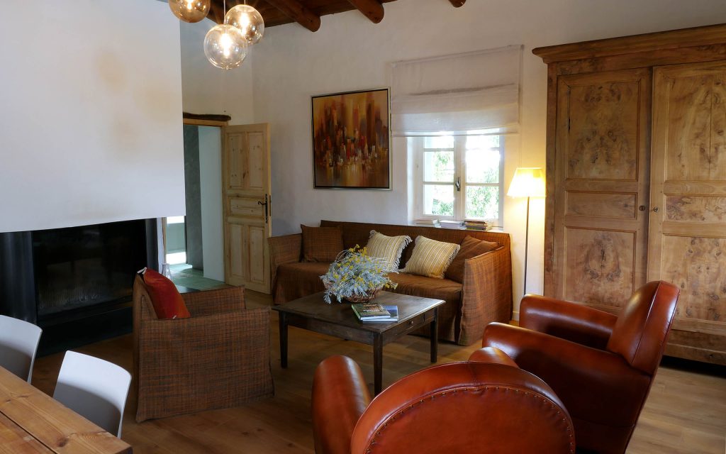 Casa di londa rent a villa & sheepfold by a lake in corsica Casa di design